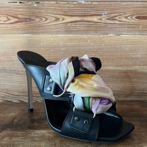 Satya 110 Jimmy Choo  leather sandals with multicolored seasonal print scarf.